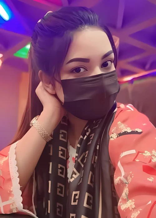 Kinza – Web Developer at Microlayer IT Firm