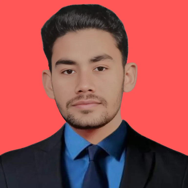 Farooq Amin – CEO, Chairman & Web Developer